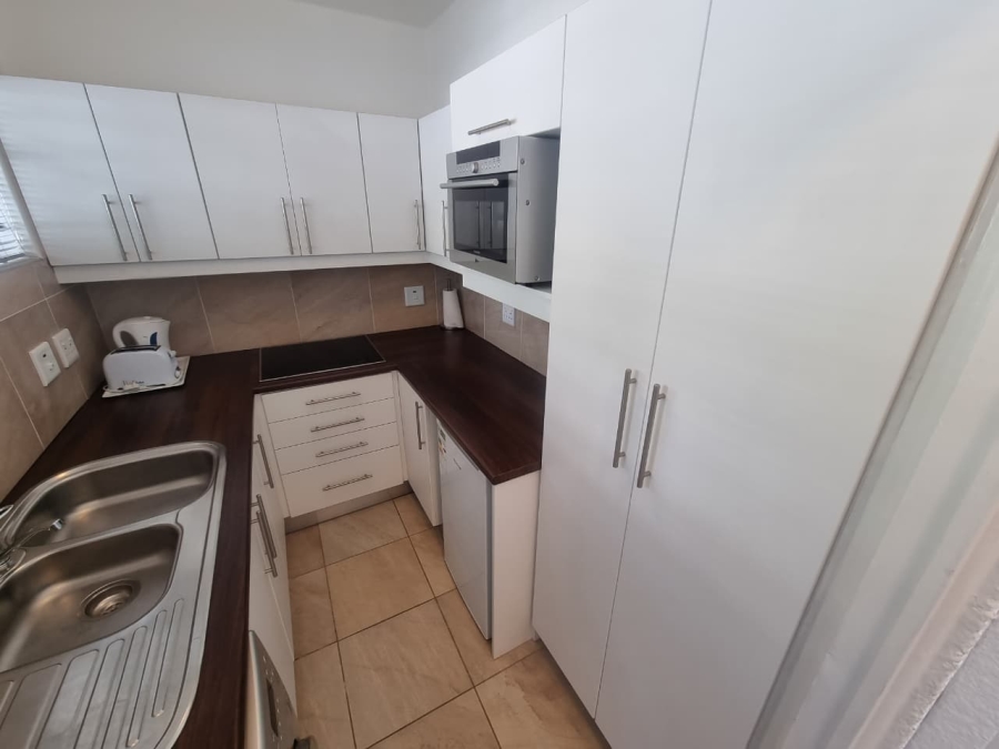 To Let 0 Bedroom Property for Rent in Sea Point Western Cape